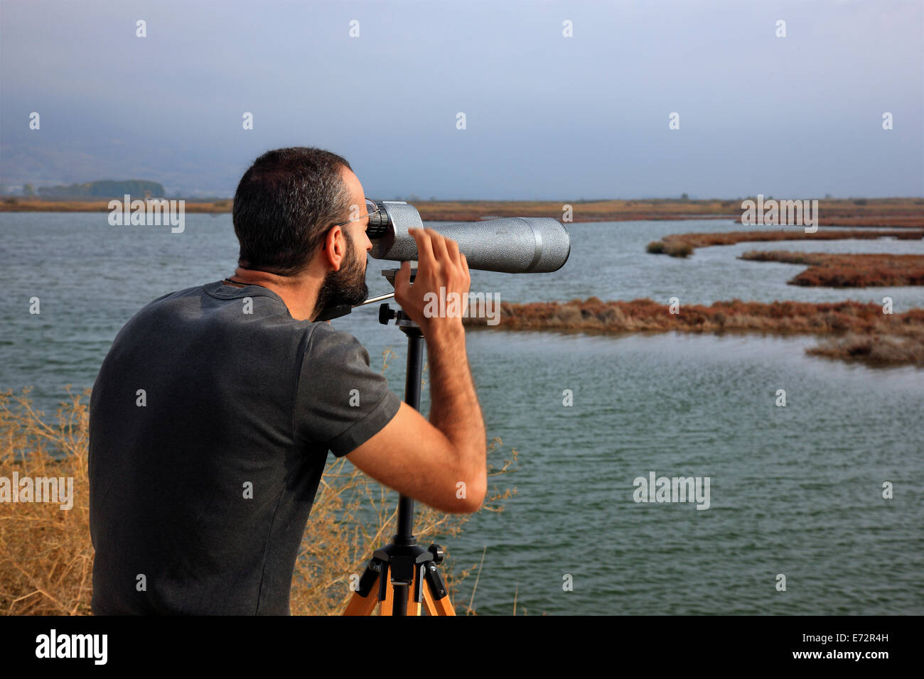 Osservazione degli uccelli nel delta del fiume Nestos, Kavala (Macedonia)- Xanthi (Tracia), in Grecia. Foto Stock
