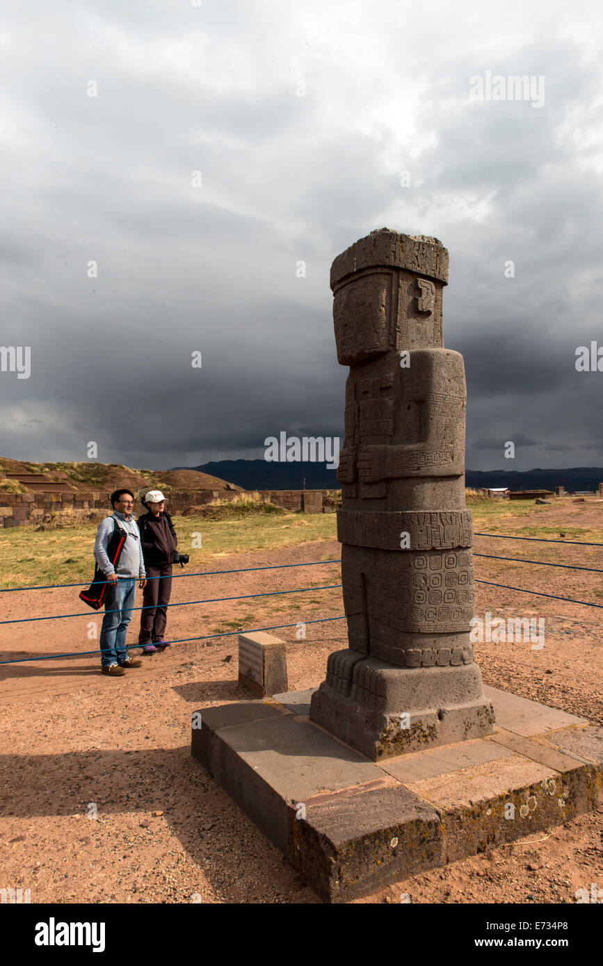 Ponce monolito Tiahuanaco o Tiwanaku Semi-tempio sotterraneo Provincia di Ingavi, Dipartimento di La Paz in Bolivia America del Sud Foto Stock