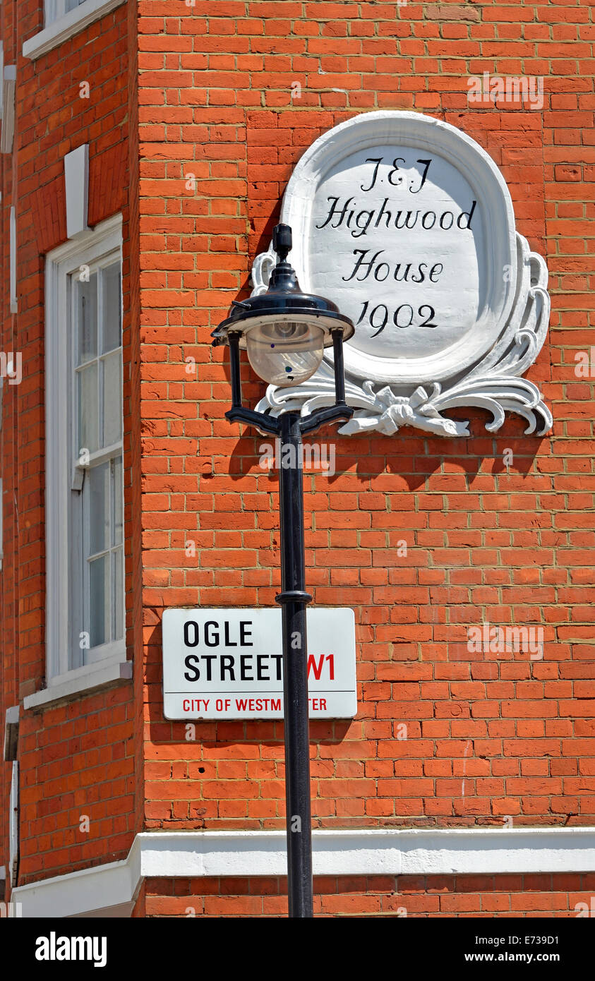 Londra, Inghilterra, Regno Unito. Highwood House, 1902, all'angolo di Ogle Street e New Cavendish Street, Fitzrovia Foto Stock
