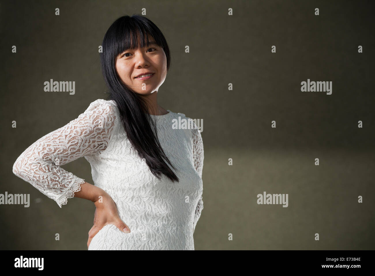 Xiaolu Guo, Cinese autore al Edinburgh International Book Festival 2014. Edimburgo, Scozia. 9 agosto 2014 Foto Stock