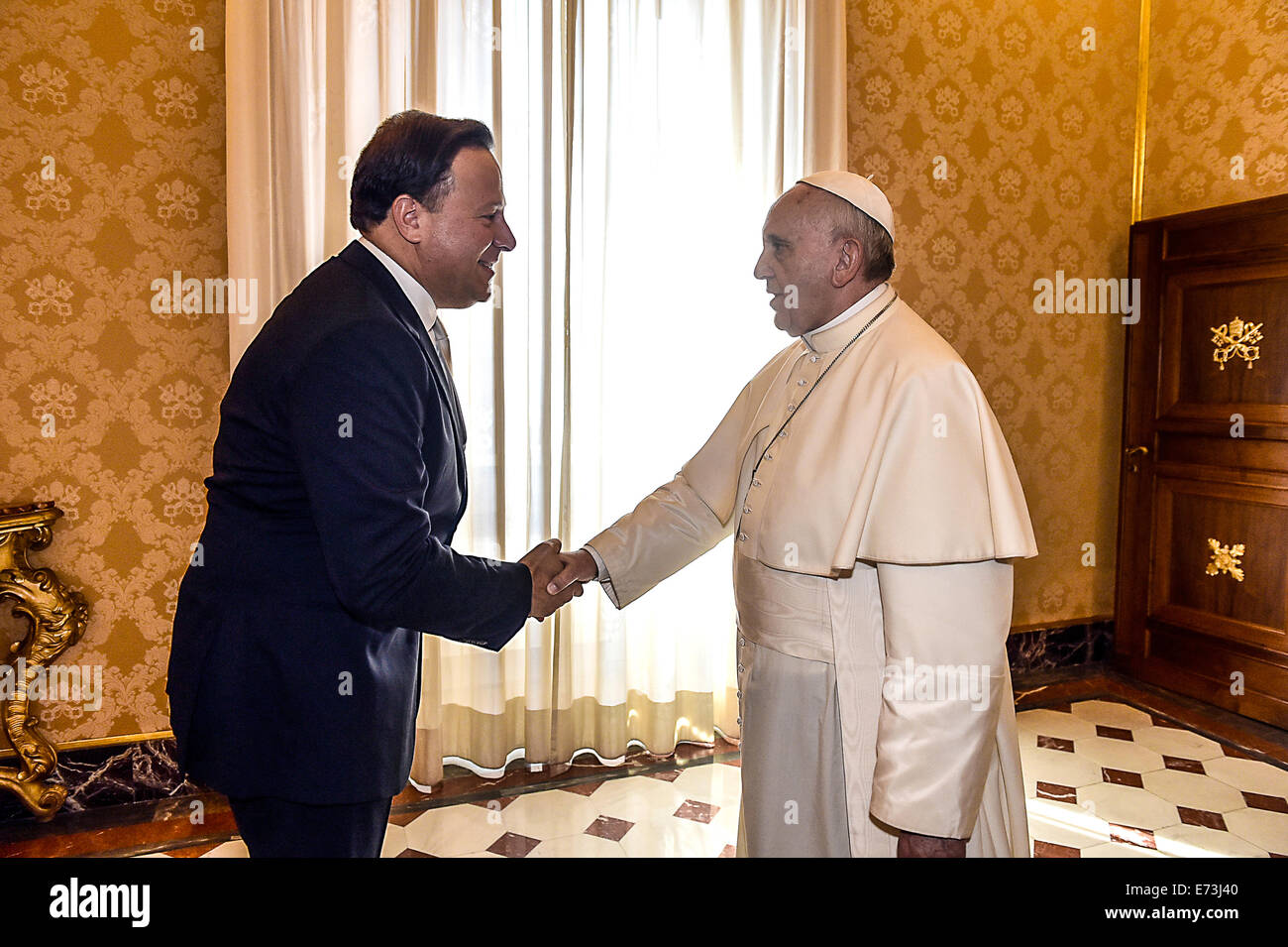 Città del Vaticano 05 Settembre 2014 Papa Francesco incontra il Presidente della Repubblica di Panama, S.E. Il sig. Juan Carlos VARELA Credito: Davvero Facile Star/Alamy Live News Foto Stock