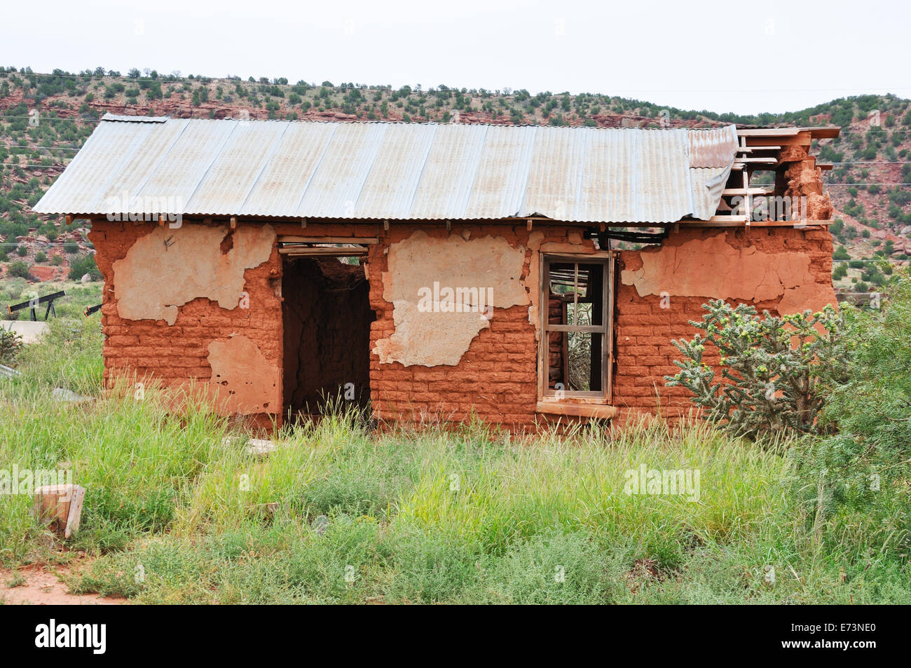 Abbandonata e run-down house Foto Stock