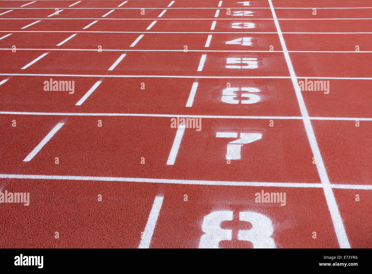 Esecuzione di gomma le vie con i numeri Foto Stock
