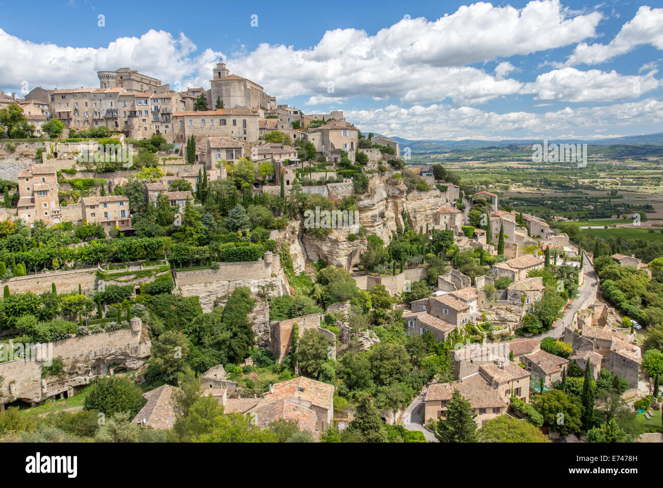 Gordes hilltop village, Luberon, Provenza, Francia Foto Stock