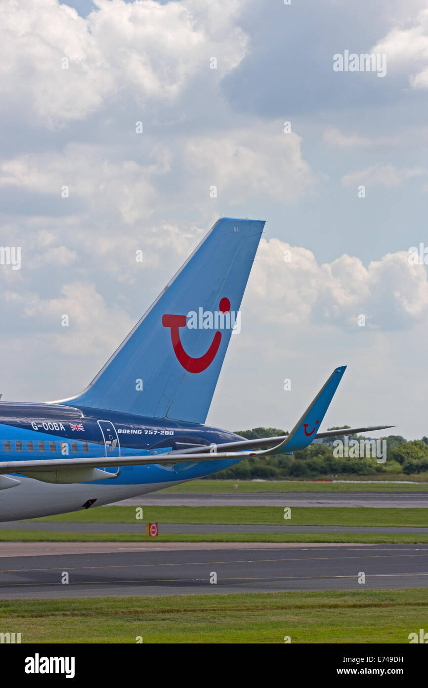 Impennaggi di Thomson Airways Boeing 757-200 Foto Stock