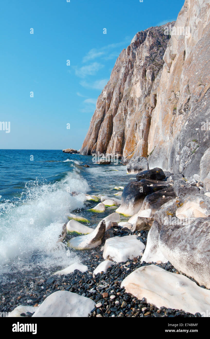 Sagan-Zaba Rock (roccia bianca) Lago Baikal, Siberia, Federazione russa Foto Stock