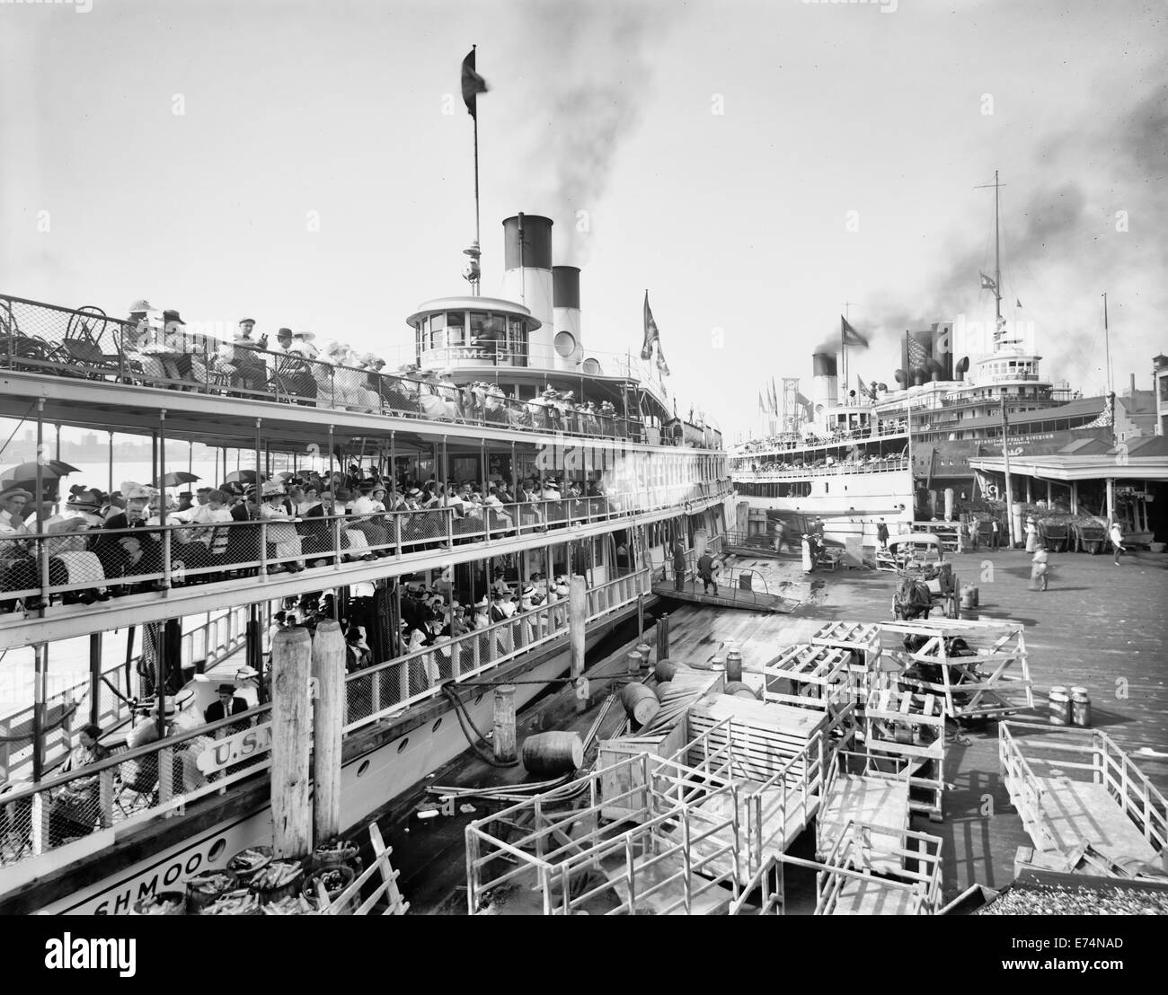 White Star Line dock, Detroit, Michigan, circa 1915 Foto Stock