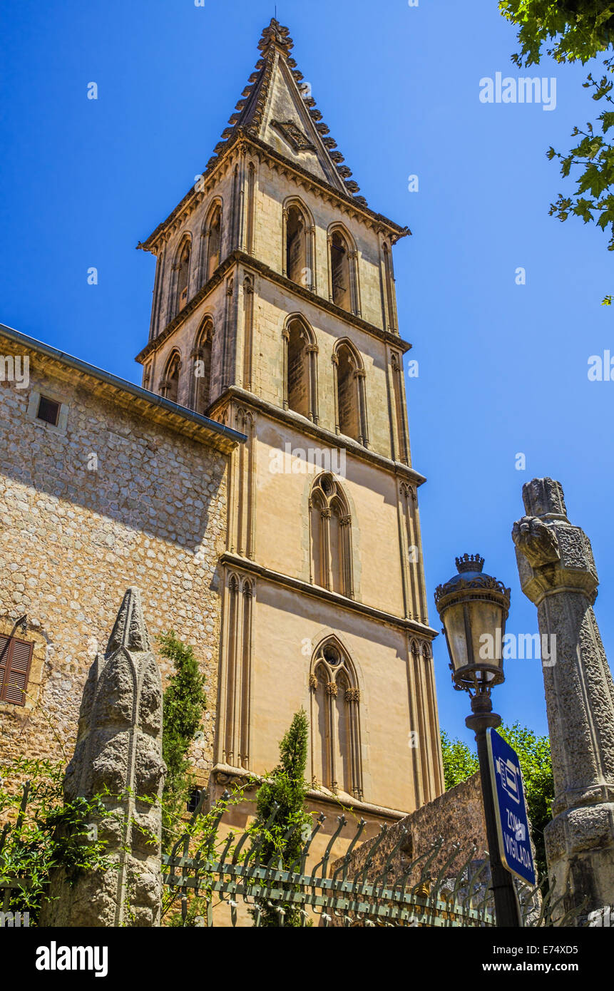Il Sant Bartomeu chiesa di Soller sull'isola di Mallorca. Foto Stock