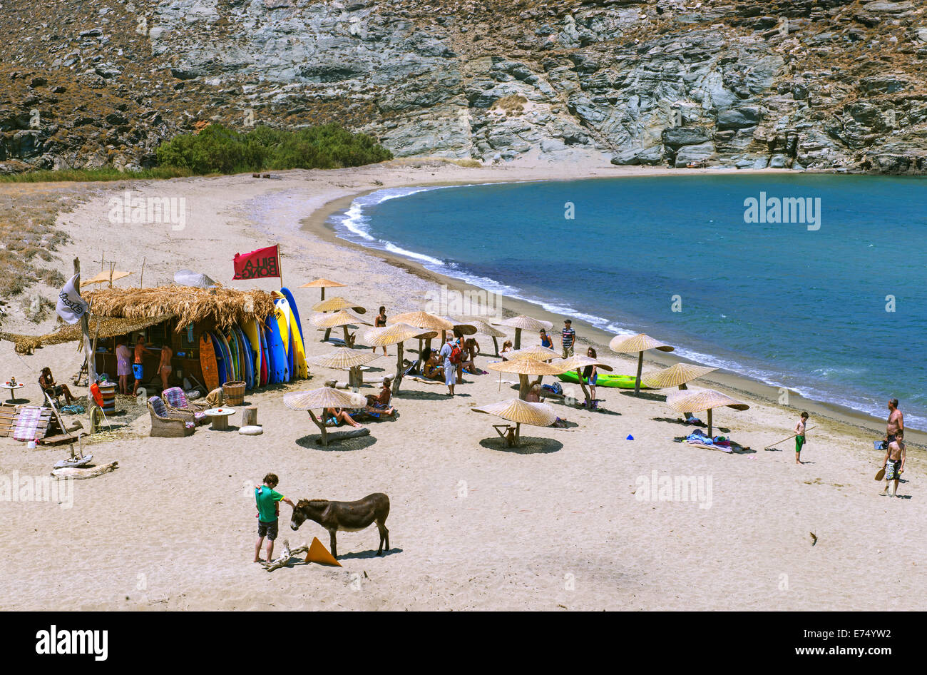 Il più popolare Kolibithra baia di Kato Meria regione, sul lato Nordest dell isola di Tinos, Cicladi Grecia Foto Stock