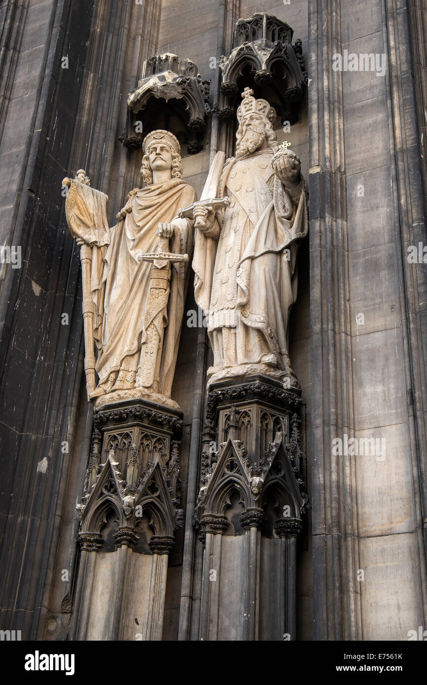 Gruppo scultoreo, la cattedrale di Colonia, Colonia, Germania, Europa Foto Stock