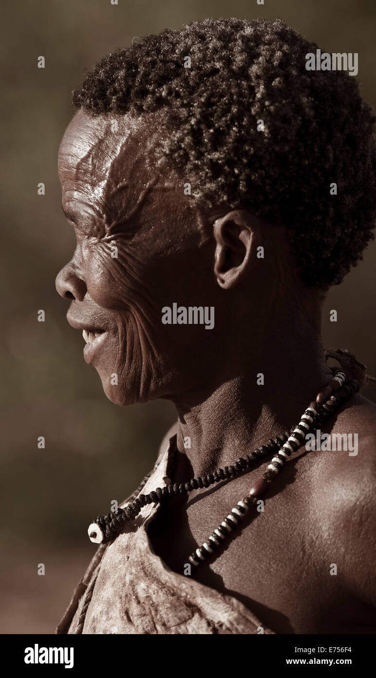 Tribeswoman africana Foto Stock