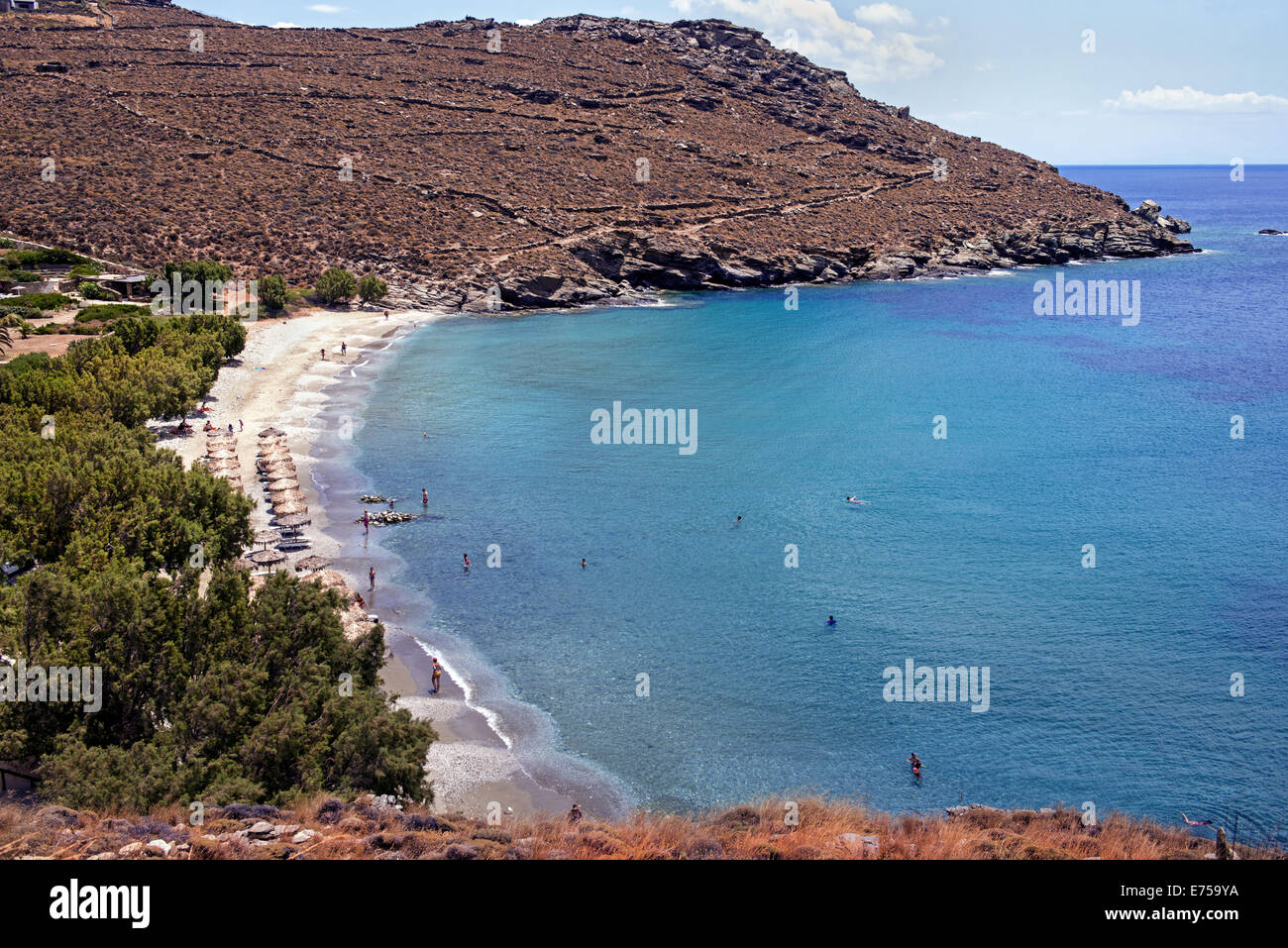Kalivia Beach si trova vicino a Kardiani villaggio tradizionale in isola di Tinos, Cicladi Grecia Foto Stock