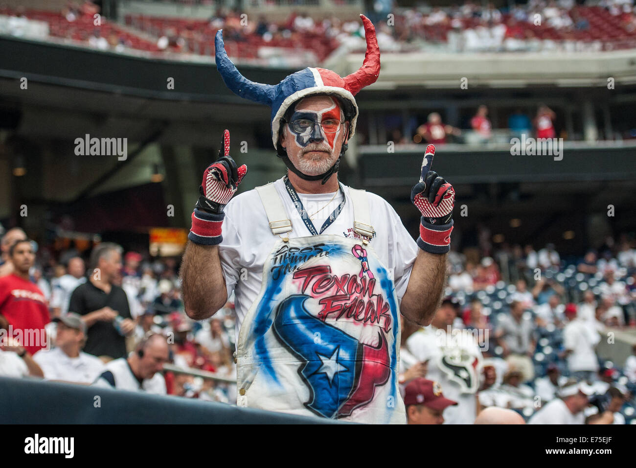 Houston, Texas, Stati Uniti d'America. 7 Sep, 2014. A Houston Texans ventilatore prima di un gioco di NFL tra Houston Texans e Washington Redskins a NRG Stadium di Houston, TX il 7 settembre 2014. Credito: Trask Smith/ZUMA filo/Alamy Live News Foto Stock