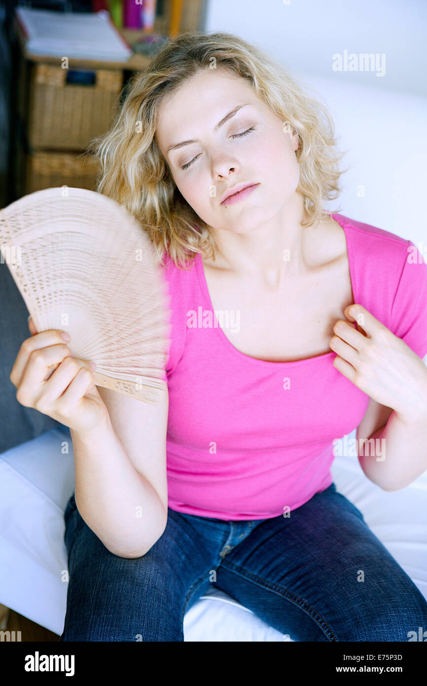 Clima caldo, donna Foto Stock