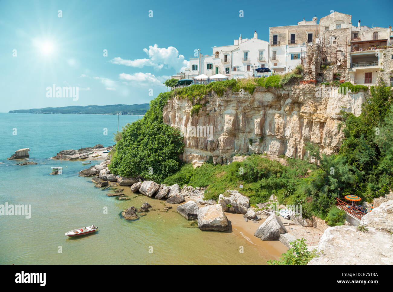 Vecchio seeside comune di Vieste in Puglia, Italia Foto Stock