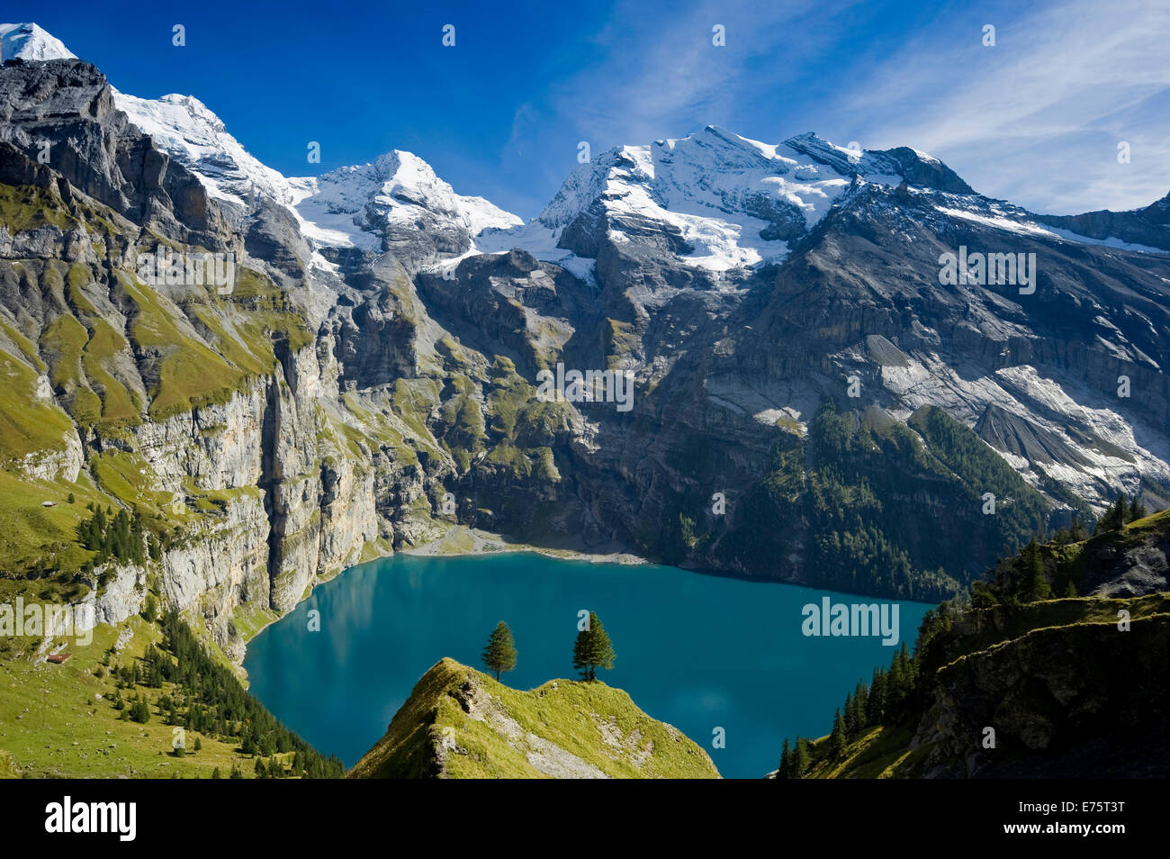 Lago Oeschinensee, Kandersteg, Oberland bernese, Canton Berna, Svizzera Foto Stock