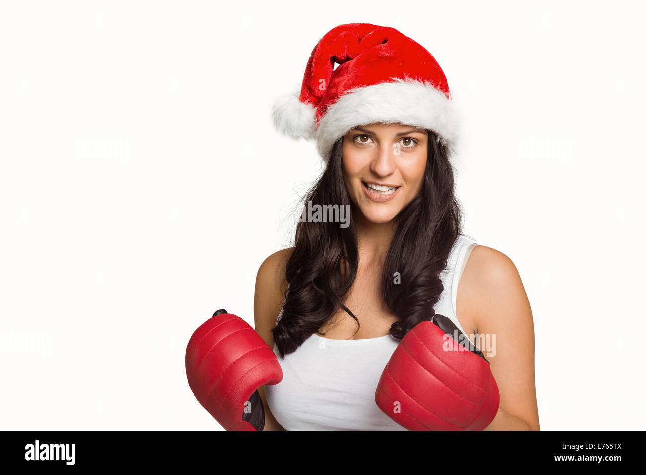 Donna che indossa red guantoni da pugilato Foto Stock