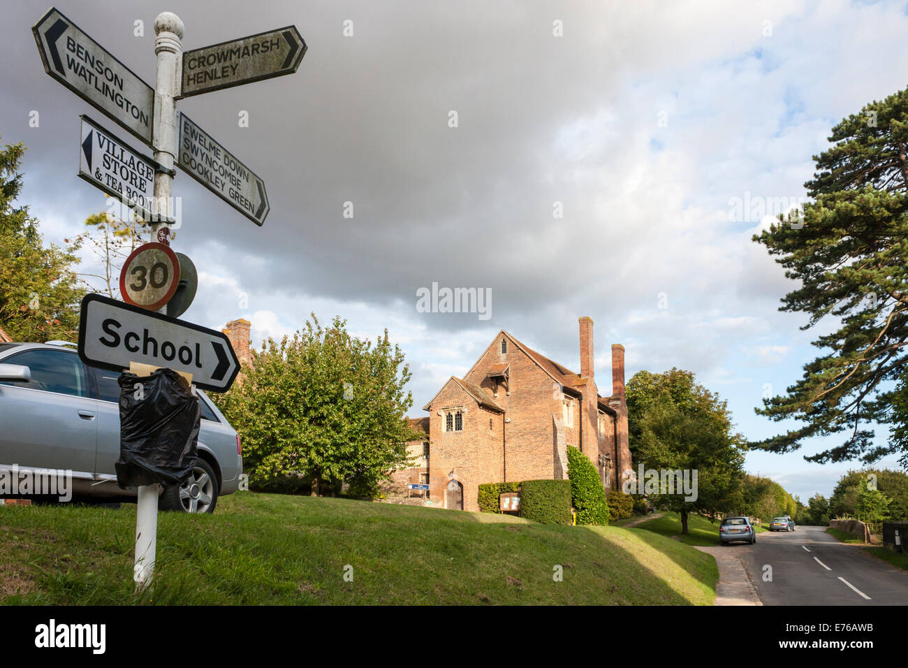 Scuola Ewelme, est. 1437, il più antico edificio scolastico nel Regno Unito ancora in uso come una scuola. Ewelme, Oxfordshire, Inghilterra, GB, UK. Foto Stock