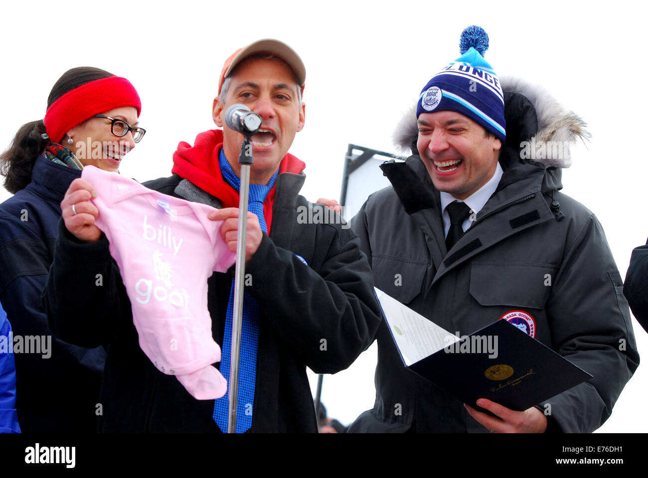 Premere il tasto Conferenza per la Chicago tuffo polare 2014 tenutasi presso la North Avenue Beach con: Rahm Emanuel,Jimmy Fallon dove: Chicago, Illinois, Stati Uniti quando: 02 Mar 2014 Foto Stock