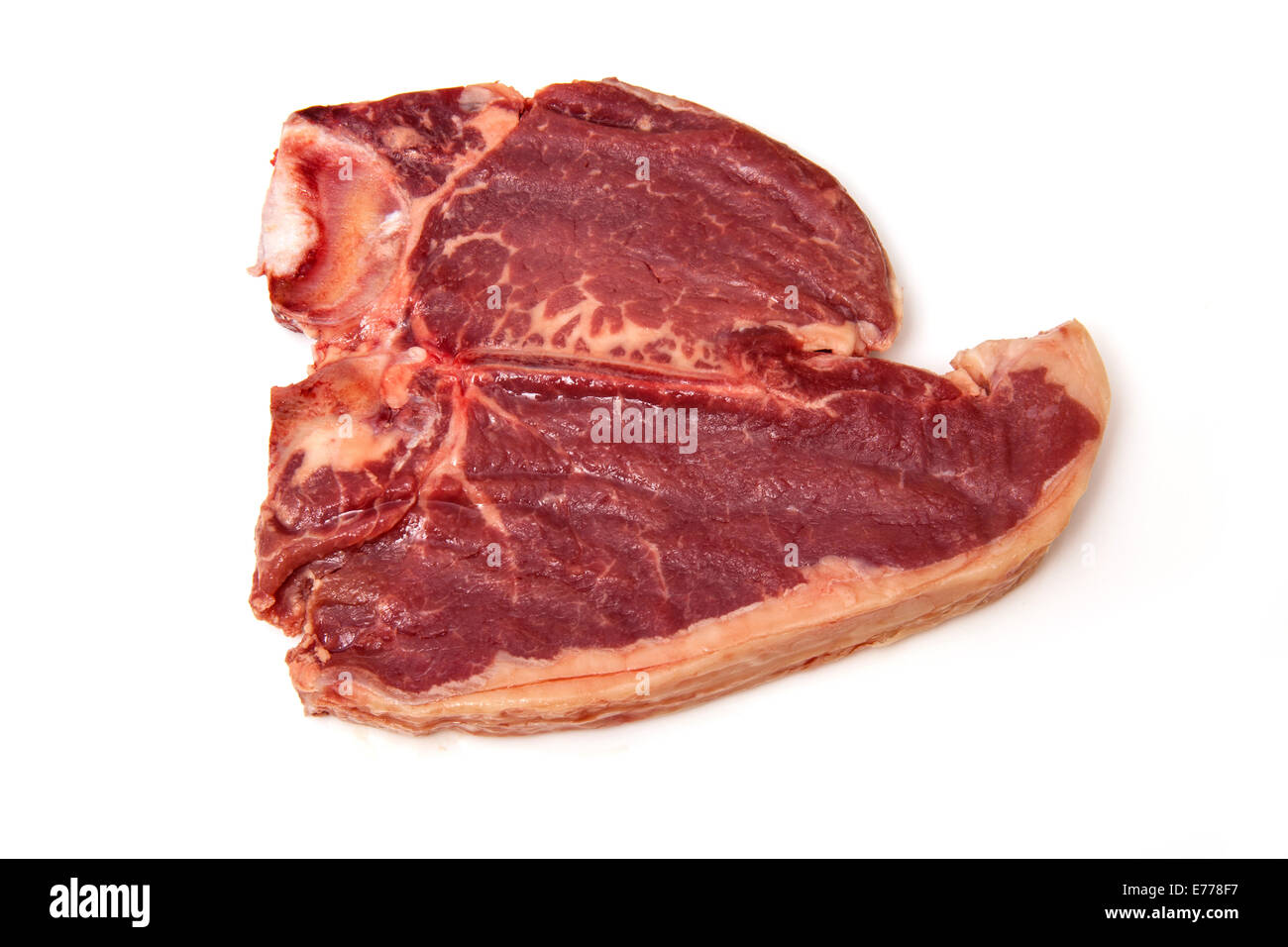 Non cotti T-osso bistecca di manzo isolato su un bianco di sfondo per studio. Foto Stock