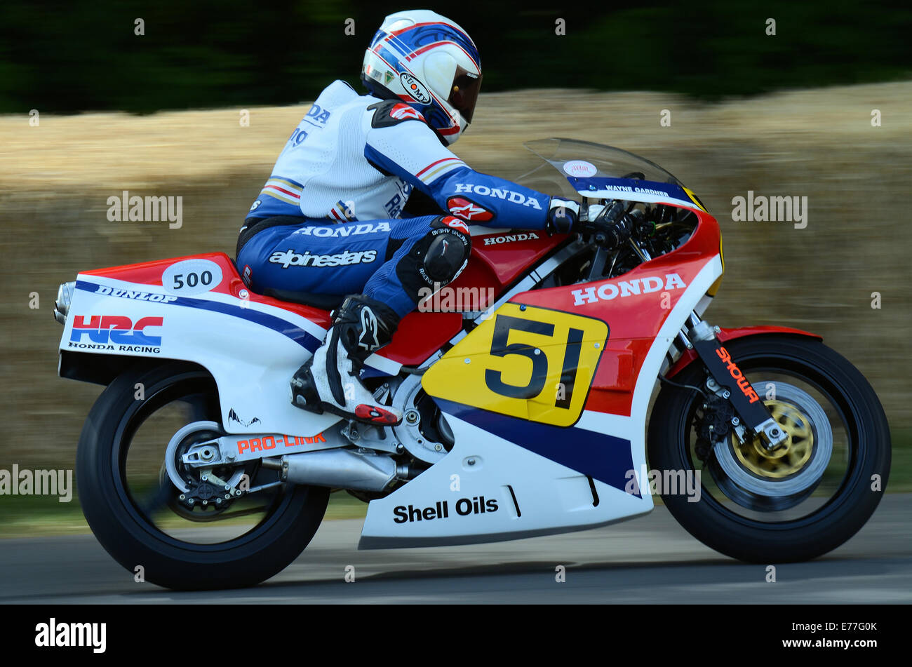 La Honda RS500 raffigurata è una versione di produzione della NSR500 vista essere guidata da Wayne Gardner. Corse al Goodwood Festival of Speed Foto Stock