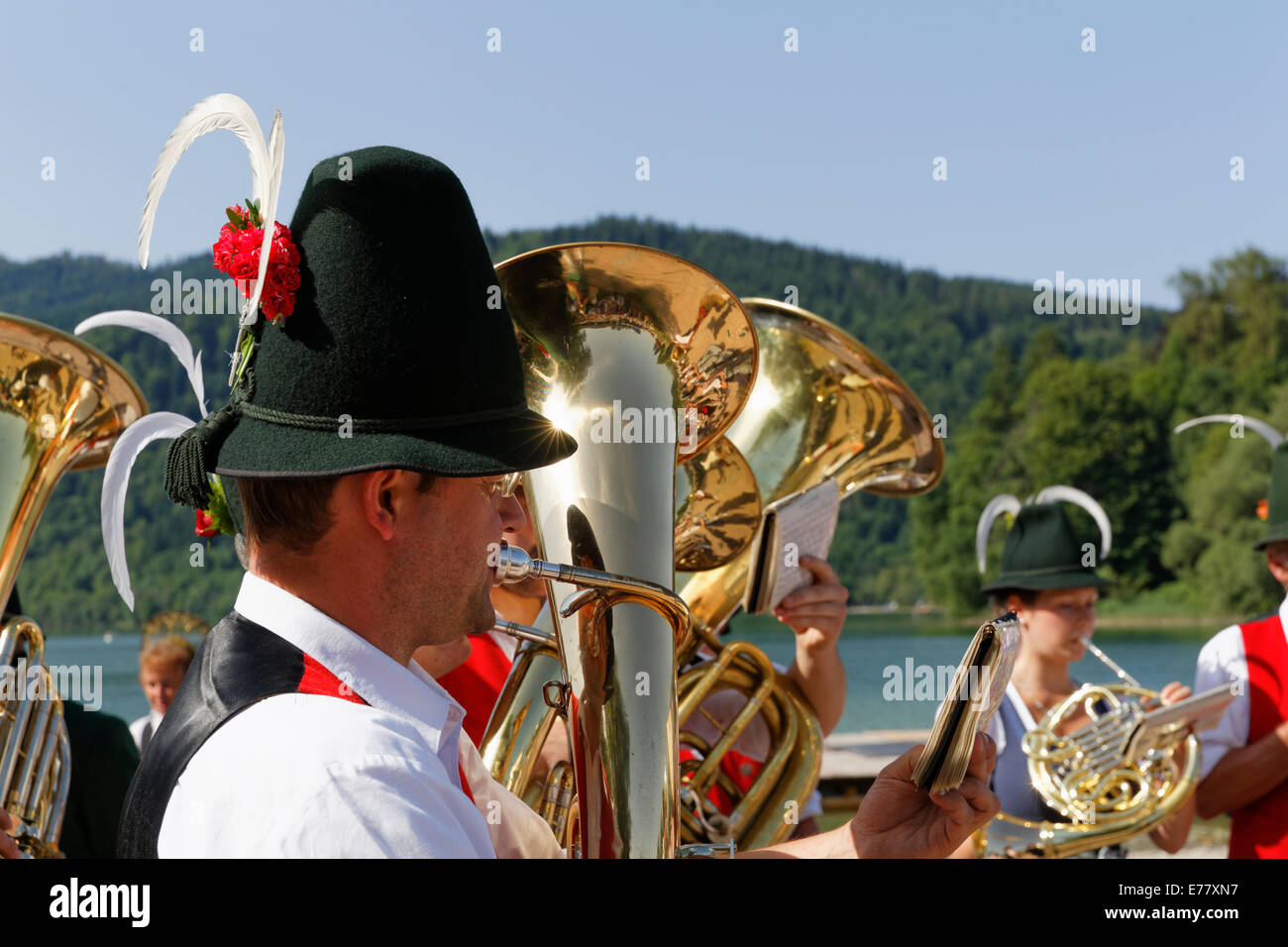 Brass Band musicale, Alt-Schlierseer-Kirchtag festival, Schliersee, Alta Baviera, Baviera, Germania Foto Stock