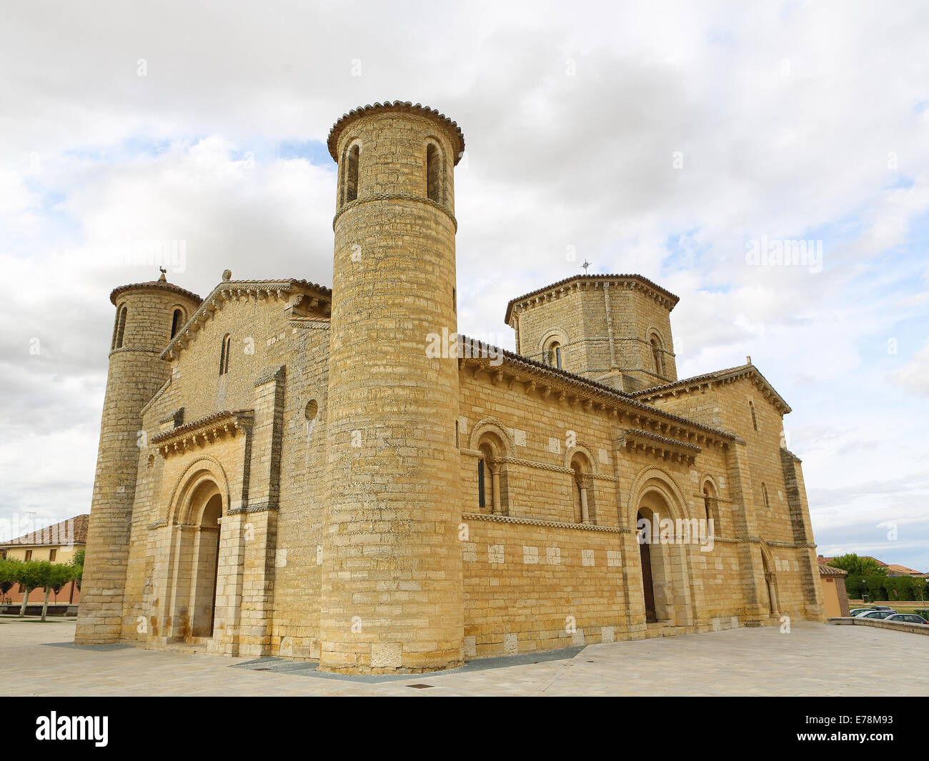 Famosa chiesa romanica di San Martino di Tours (XI secolo) in Fromista, di Castiglia e Leon, Spagna. Foto Stock