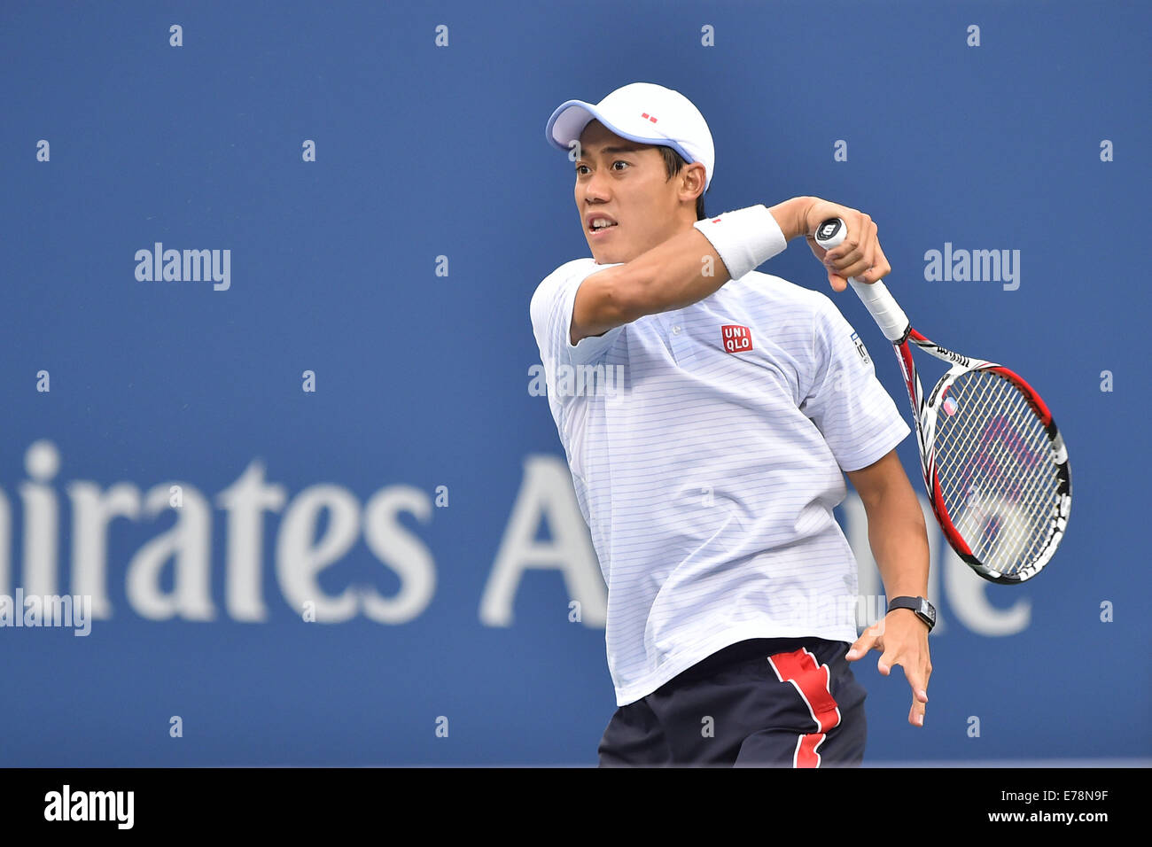 Flushing Meadows, New York, Stati Uniti d'America. 08 Sep, 2014. Kei Nishikori del Giappone ritorna a Marin CILIC il Uomini Singoli titolo di campionato a US Open, Billie Jean King National Tennis Center, Il Flushing Meadow, NY. Cilic ha vinto in retta fissa 6-3, 6-3 e 6-3. © Azione Sport Plus/Alamy Live News Foto Stock