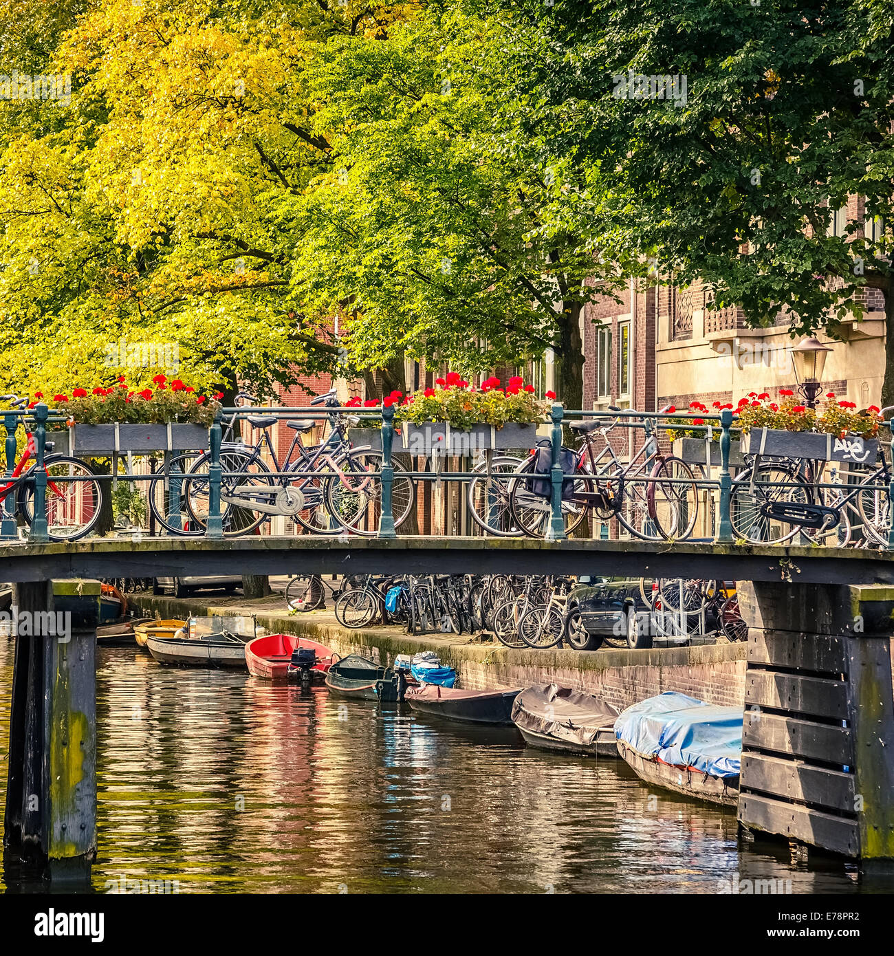 Canal in Amsterdam Foto Stock