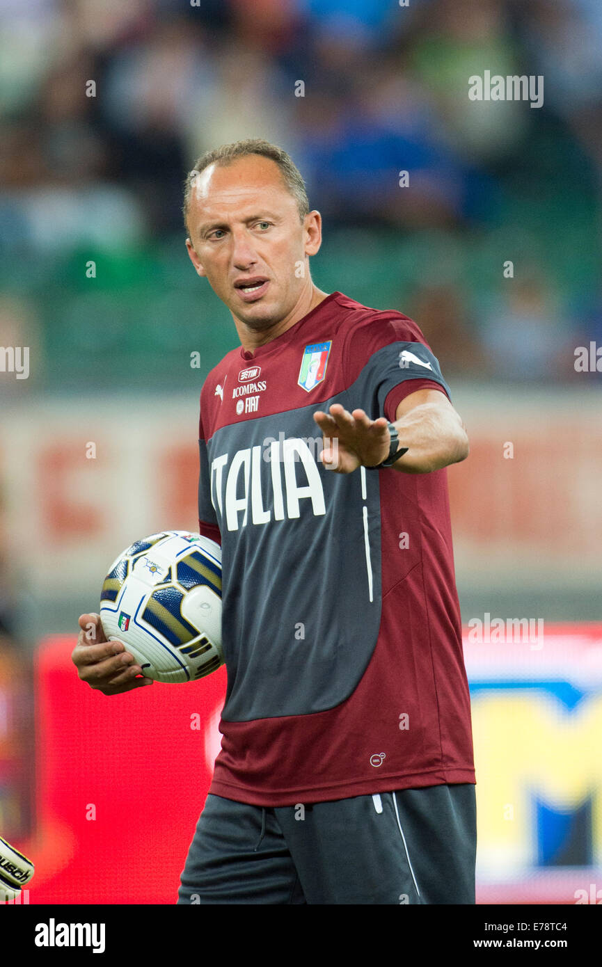 Bari, Italia. 4 Sep, 2014. Gianluca Spinelli Goalkeeper Coach (ITA) Calcio/Calcetto : internazionale amichevole tra Italia 2-0 Paesi Bassi allo Stadio San Nicola di Bari, Italia . © Maurizio Borsari/AFLO/Alamy Live News Foto Stock