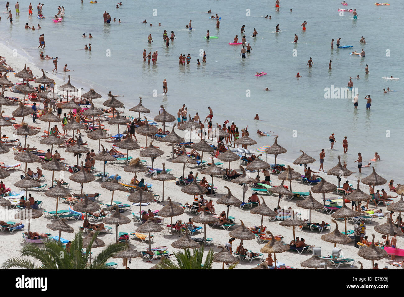 Ampia vista a El Arenal Beach, sull'isola spagnola di Maiorca Foto Stock