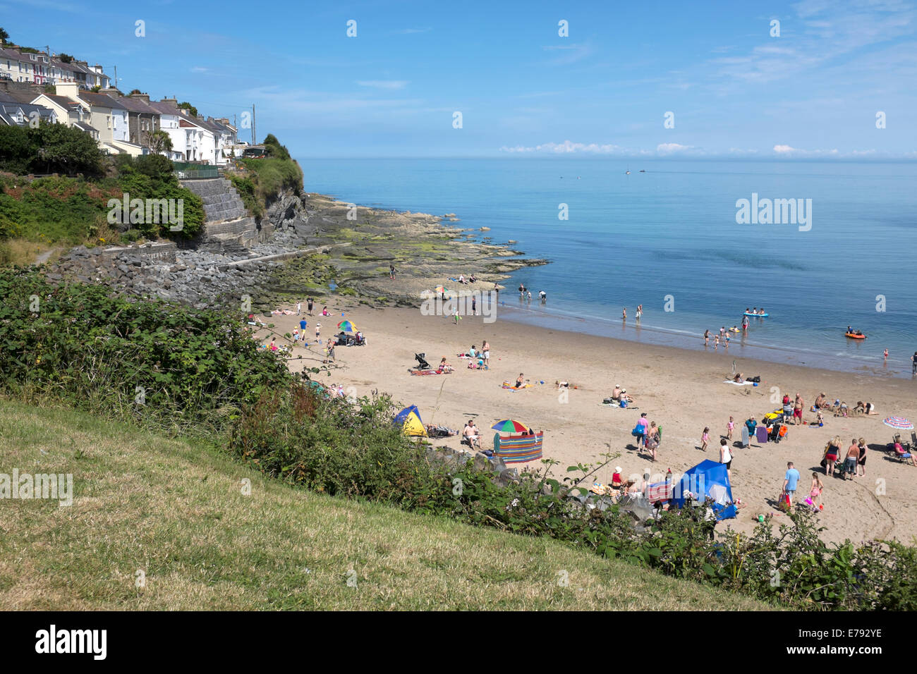 Nuova banchina Galles Estate Tempo occupata Blue Sky vacanza a caldo Foto Stock