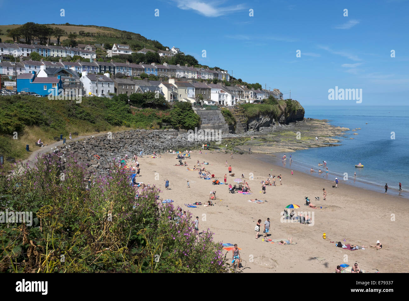 Nuova banchina Galles Estate Tempo occupata Blue Sky vacanza a caldo Foto Stock