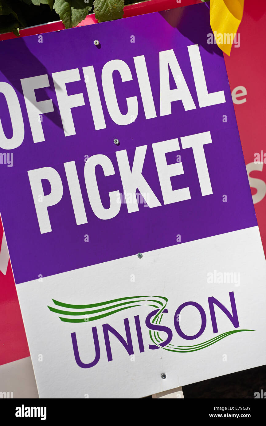 Unison gazzetta picket protesta board Foto Stock