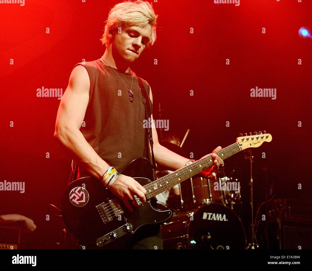 American pop rock band R5 eseguire a Vicar Street... Dotato di: Ross Lynch - R5 dove: Dublino, Irlanda quando: 09 Mar 2014 Foto Stock