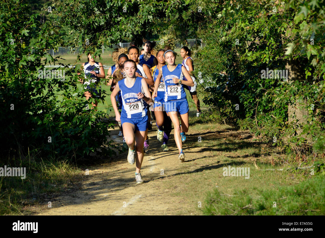 Ragazze in un cross country si incontrano a Laplata, Maryland Foto Stock