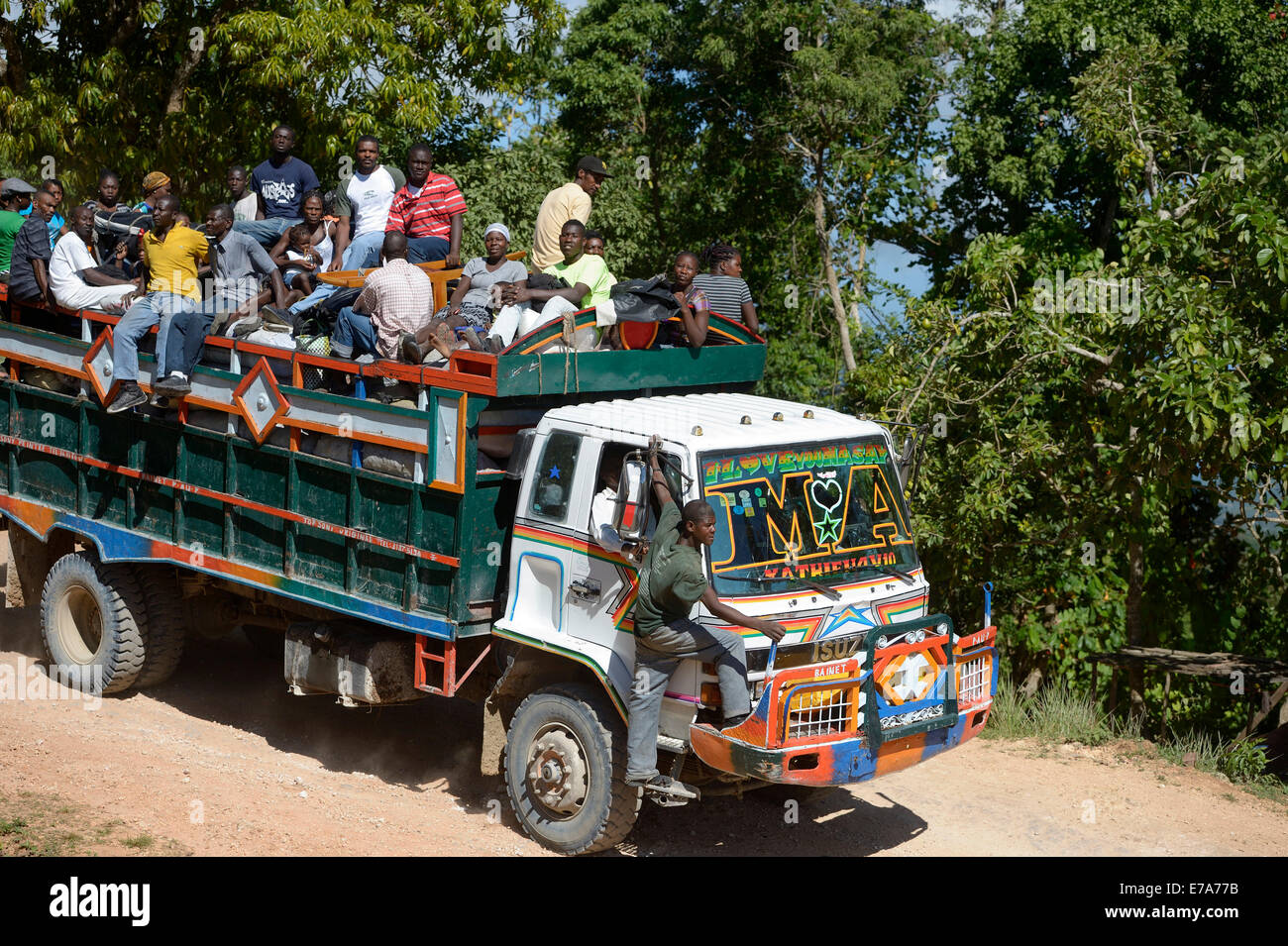 Carrello utilizzato per il trasporto di persone, Léogâne, Haiti Foto Stock