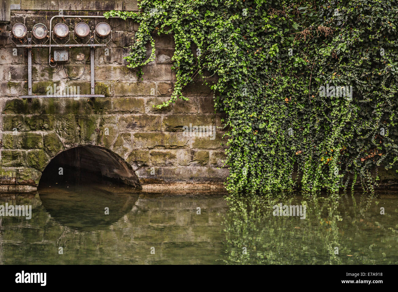 Collettore delle acque reflue Foto Stock