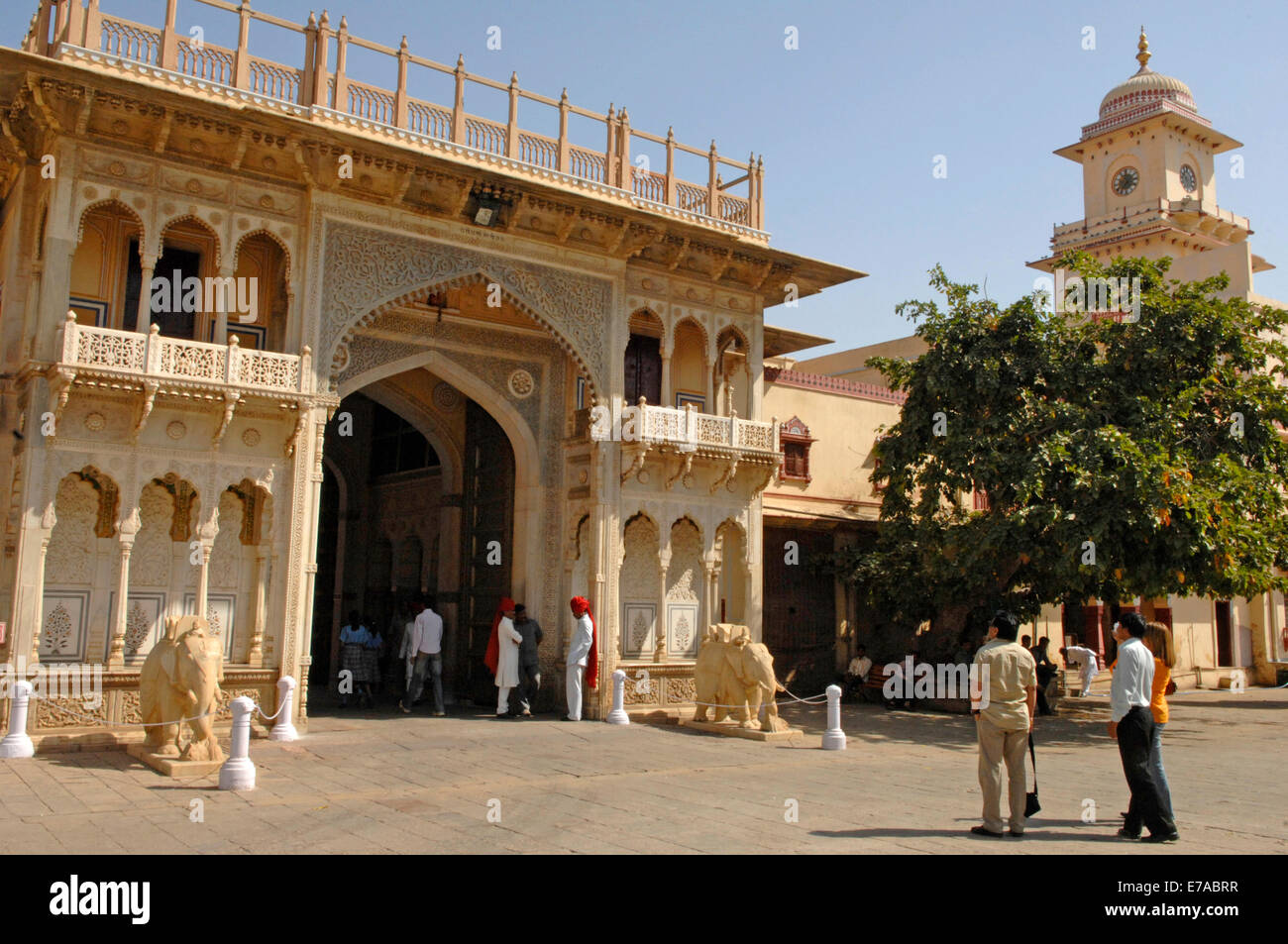 Il Rajendra Pol nel palazzo di città di Jaipur, Rajasthan, India Foto Stock