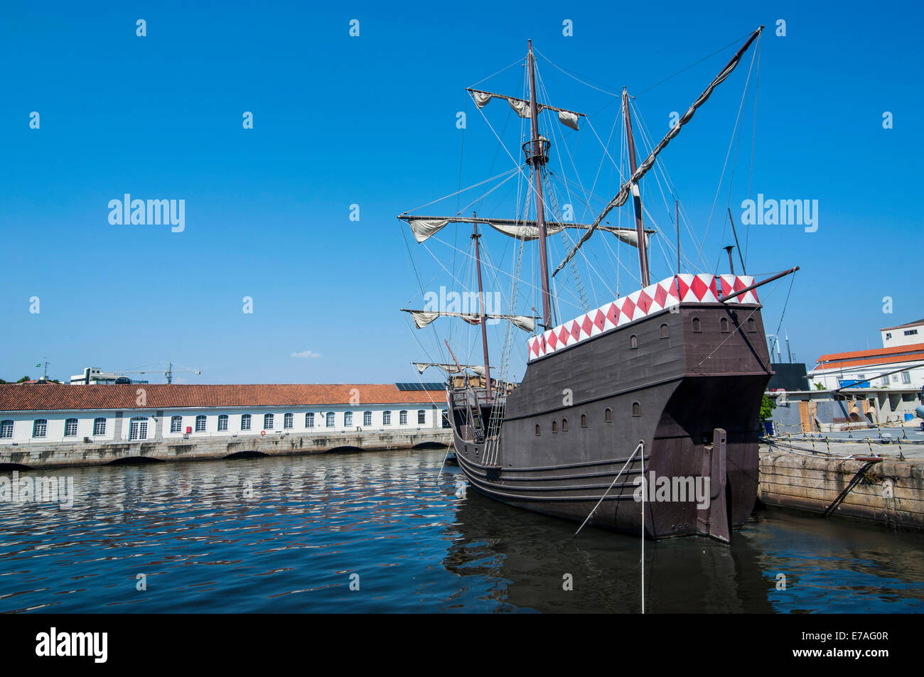 Vecchio schooner nel porto di Rio de Janeiro, Brasile Foto Stock