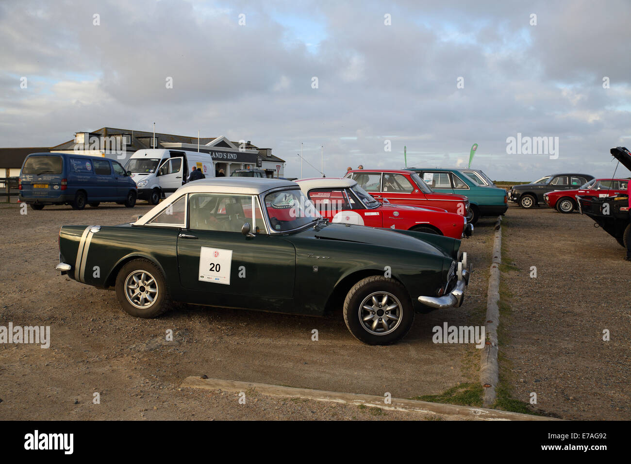 Land's End auto da rally; Cornovaglia; Regno Unito Foto Stock