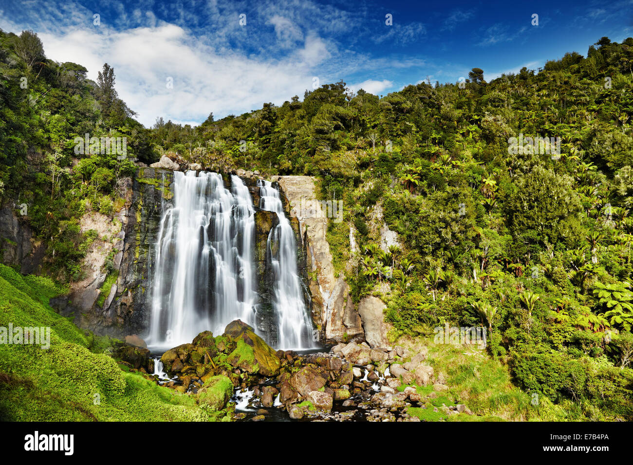 Marokopa Falls, Isola del nord, Nuova Zelanda Foto Stock