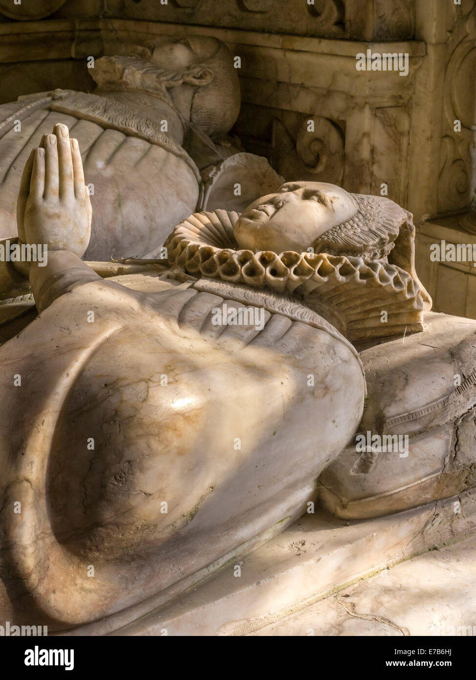 Tomba di alabastro di Sir Henry Gray e sua moglie Anne, Glenfield Lodge Park, Leicestershire, England, Regno Unito Foto Stock