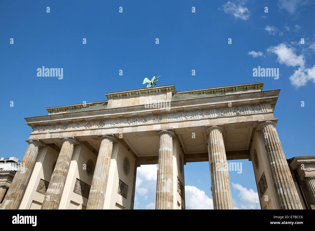 La Porta di Brandeburgo a Berlino, Germania. (Brandenburger Tor) Foto Stock