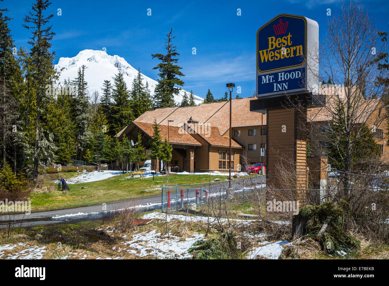 Il Best Western Hotel vicino a Mt. Il cofano a livello di governo Camp, Oregon, Stati Uniti d'America. Foto Stock