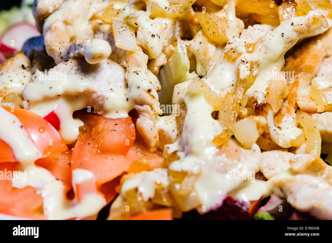 Una Turchia insalata con crema di insalata Foto Stock