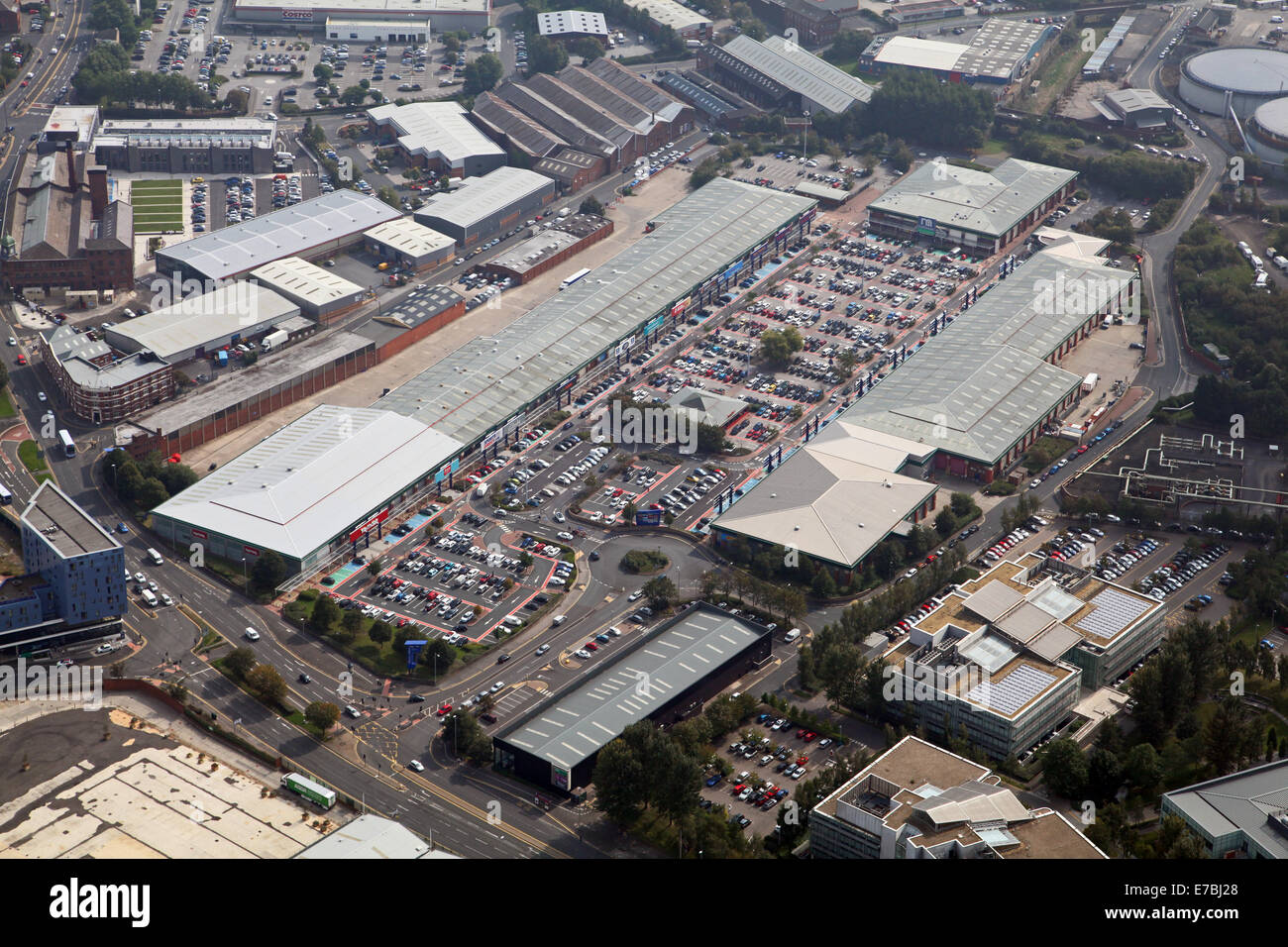 Vista aerea del Crown Point Retail Park nel sud di Leeds, Regno Unito Foto Stock