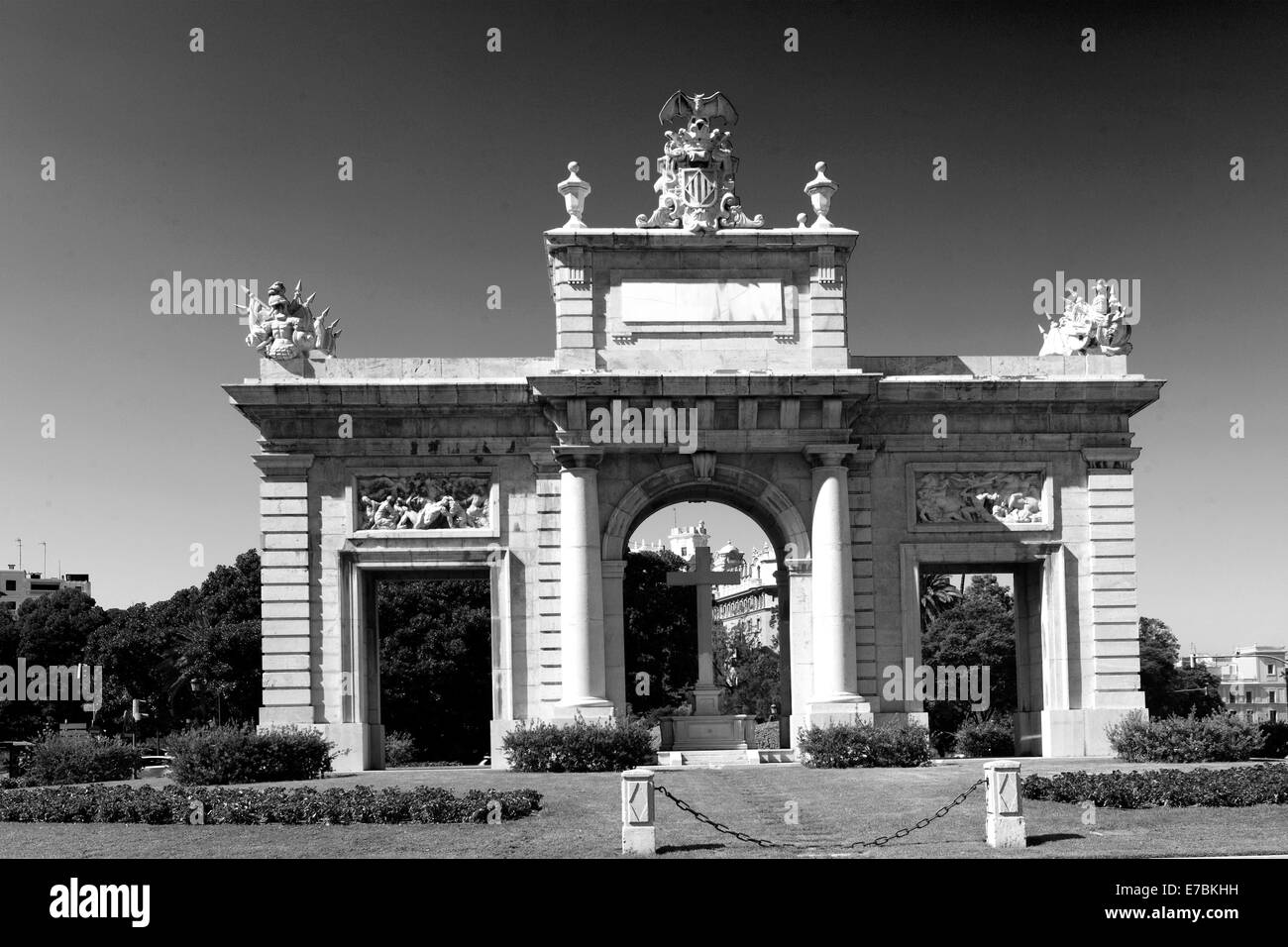 Porta della città arch, Plaza Porta de la Mar, città di Valencia, Spagna, Europa Foto Stock