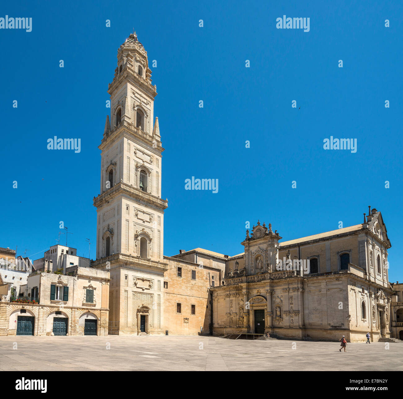 La Piazza del Duomo e Cattedrale, Lecce, Puglia, Italia Foto Stock