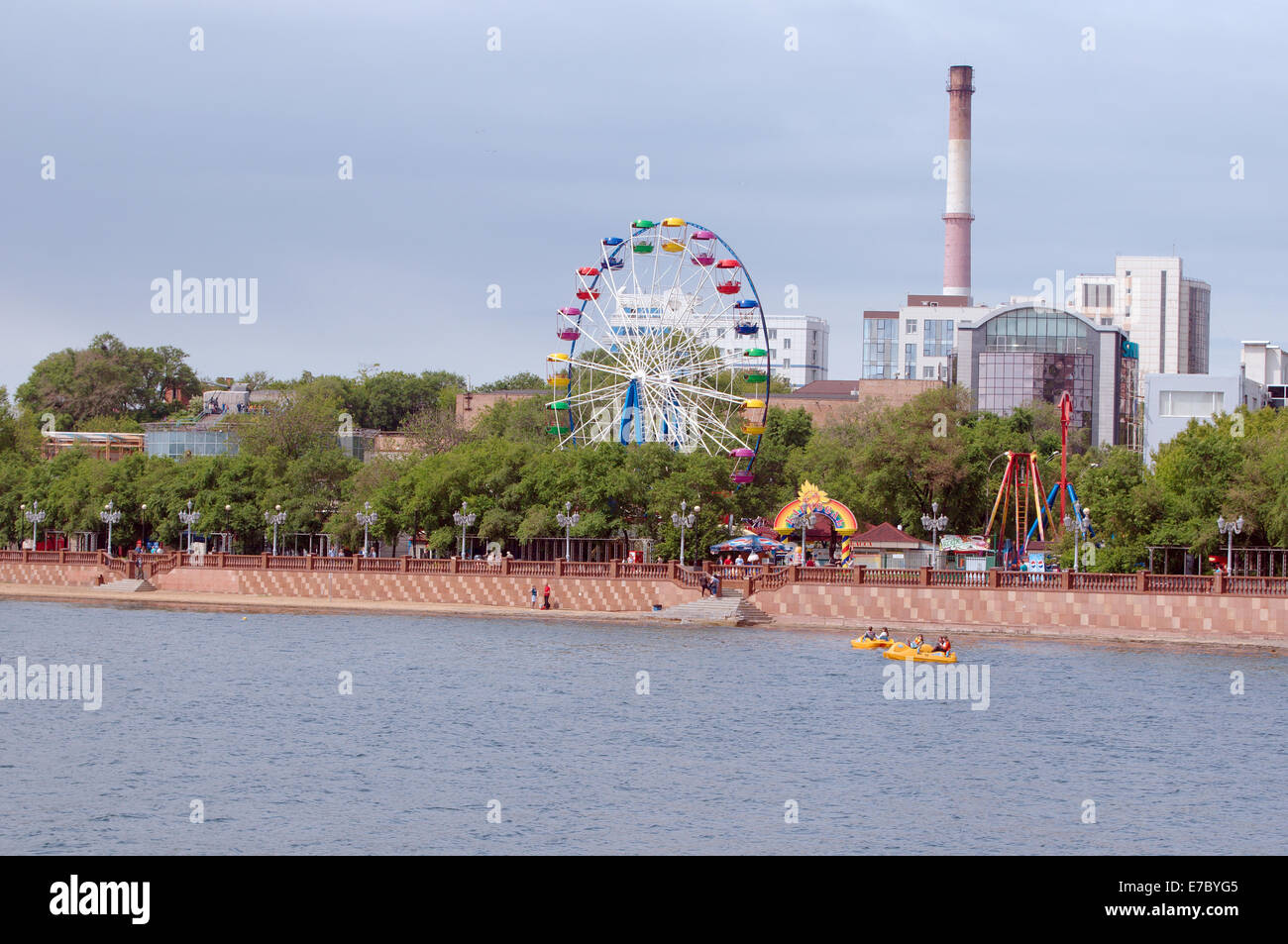 Argine a Vladivostok, Mare del Giappone, Estremo Oriente, di Primorye, Russia Foto Stock